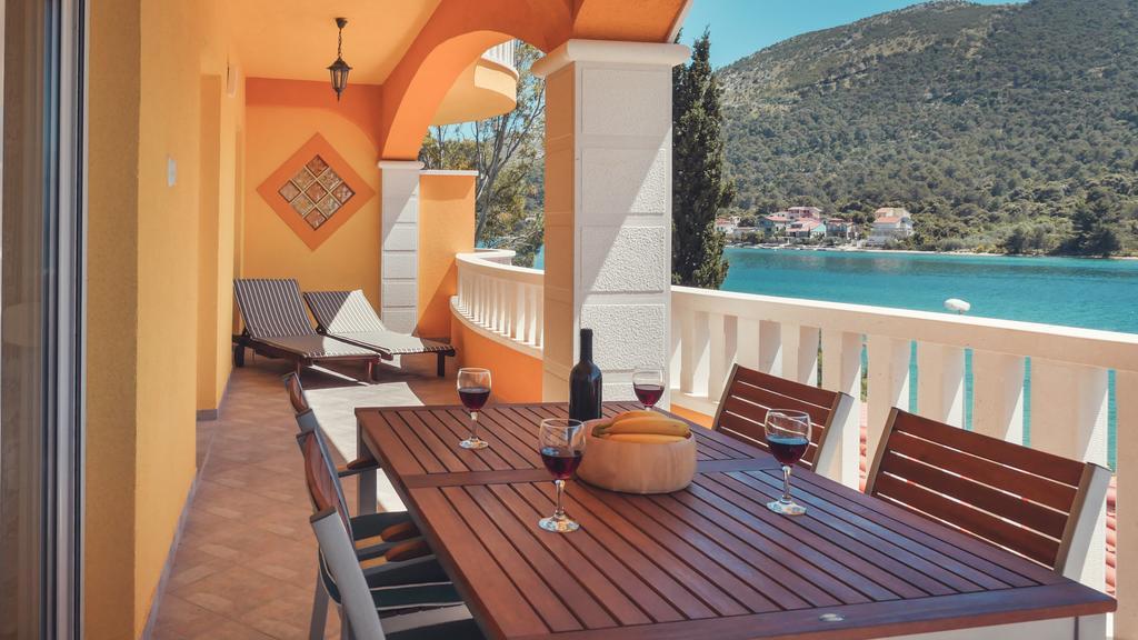 Vila More Grebaštica エクステリア 写真