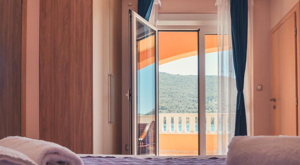 Vila More Grebaštica エクステリア 写真